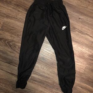 Boys Nike Joggers/Sweat Pants